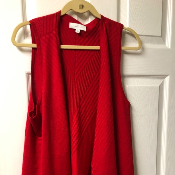 Ladies red sweater vest - Picture 1 of 3